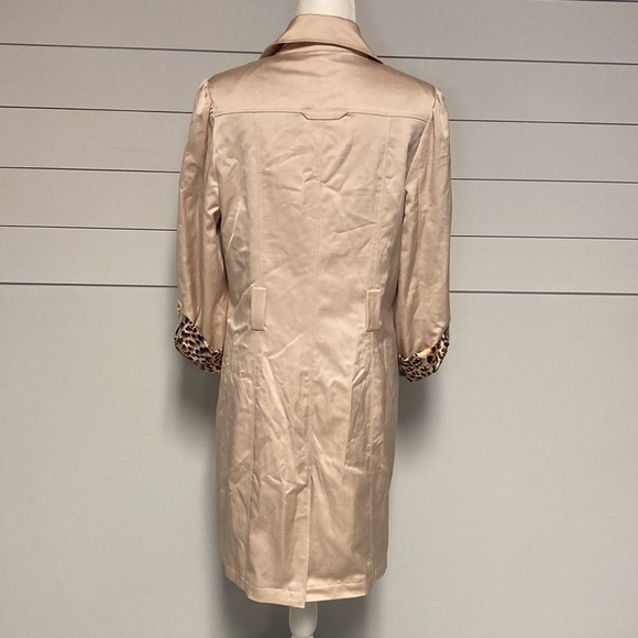 Robertson Los Angeles Trench Coat - Picture 8 of 16